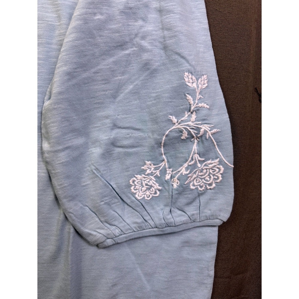 National Blue Bell Slub Knit Floral Embroidered Button Front Top 1X style 24581